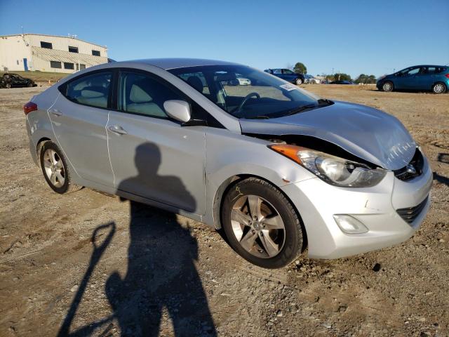 Photo 4 from auction – 2012 HYUNDAI ELANTRA GL with VIN KMHDH4AE2CU258671