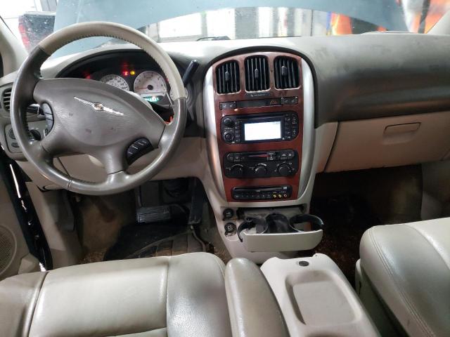 Photo 8 from auction – 2007 CHRYSLER TOWN & COU with VIN 2A4GP54L67R223567