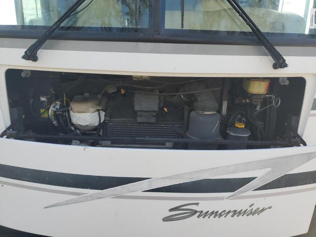 Zdjęcie 7 z aukcji – 2003 WINNEBAGO SUNCRUISER z VIN 1FCNF53S330A01517