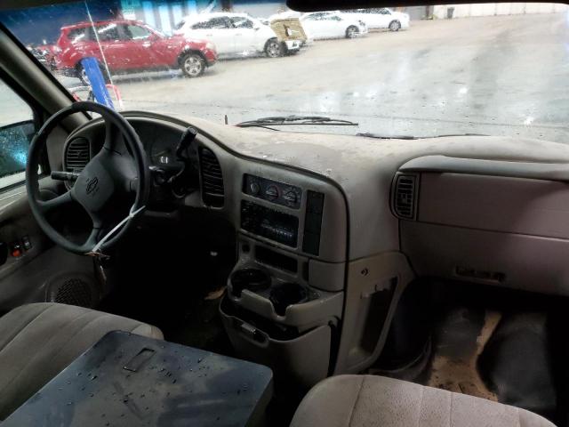 Photo 8 from auction – 2000 CHEVROLET ASTRO with VIN 1GCDL19W5YB206386