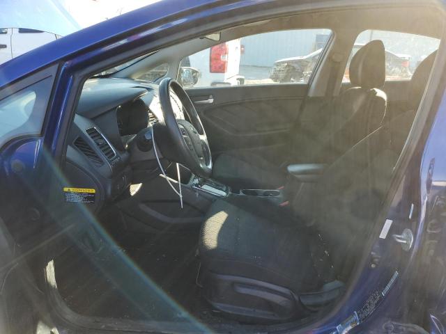 Photo 7 from auction – 2017 KIA FORTE LX with VIN 3KPFK4A72HE106931