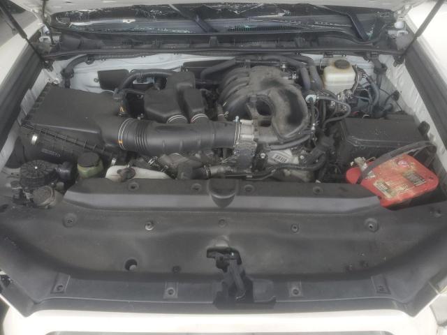 Photo 12 from auction – 2013 TOYOTA 4RUNNER SR with VIN JTEBU5JR2D5143060