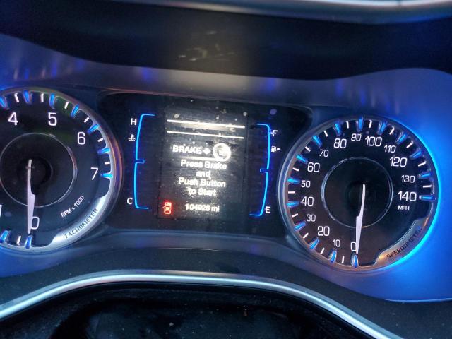 Photo 9 from auction – 2015 CHRYSLER 200 LIMITE with VIN 1C3CCCAB3FN580642
