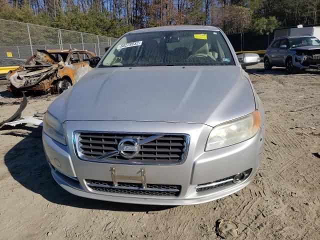 Photo 5 from auction – 2010 VOLVO S80 3.2 with VIN YV1982AS7A1123621