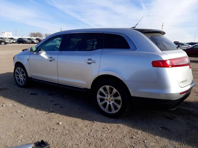 Photo 2 from auction – 2016 LINCOLN MKT with VIN 2LMHJ5FK5GBL01801