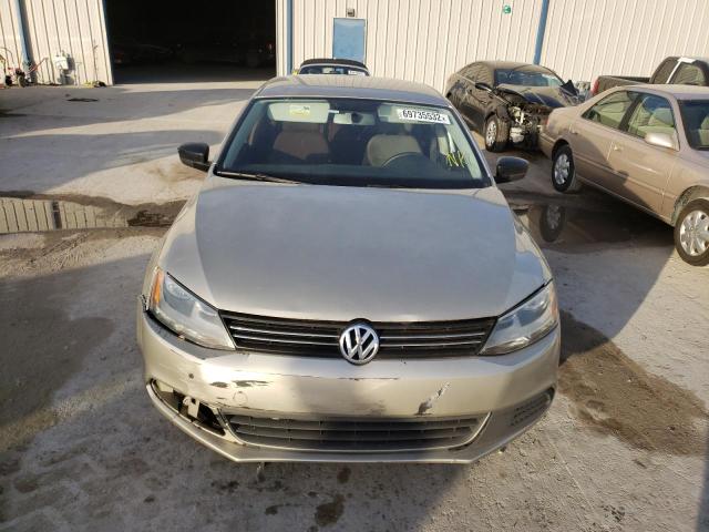 Photo 5 from auction – 2013 VOLKSWAGEN JETTA BASE with VIN 3VW2K7AJ3DM300084