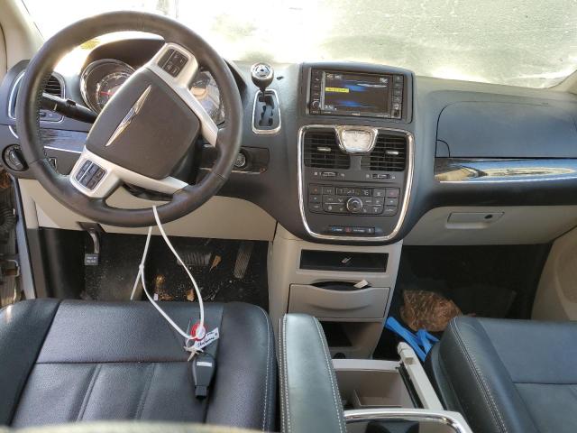 Photo 8 from auction – 2016 CHRYSLER TOWN & COU with VIN 2C4RC1BG6GR215901