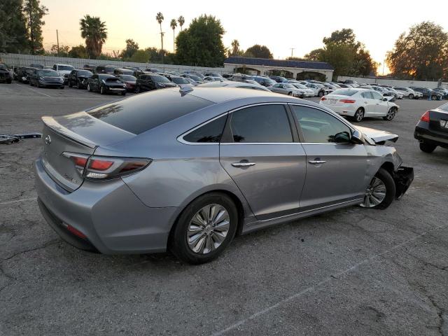 Photo 3 from auction – 2016 HYUNDAI SONATA HYB with VIN KMHE24L10GA035259
