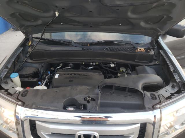 Photo 12 from auction – 2011 HONDA PILOT LX with VIN 5FNYF4H26BB018277