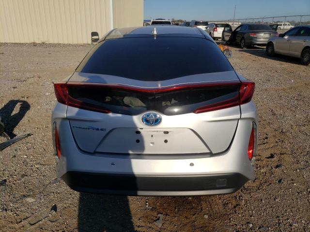Photo 6 from auction – 2017 TOYOTA PRIUS PRIM with VIN JTDKARFPXH3000497