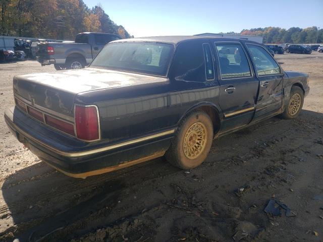 Photo 3 from auction – 1996 LINCOLN TOWN CAR E with VIN 1LNLM81W8TY699205