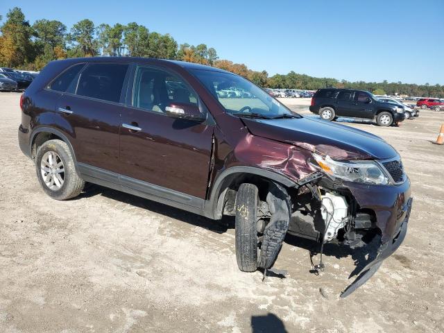 Photo 4 from auction – 2015 KIA SORENTO LX with VIN 5XYKT3A69FG645592