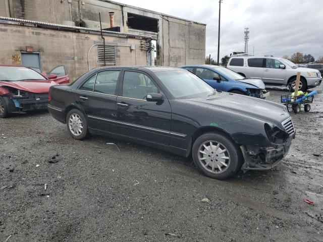 Photo 4 from auction – 2002 MERCEDES-BENZ E 320 4MAT with VIN WDBJF82J92X063274
