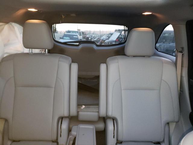 Photo 10 from auction – 2017 TOYOTA HIGHLANDER with VIN 5TDDZRFH3HS383806