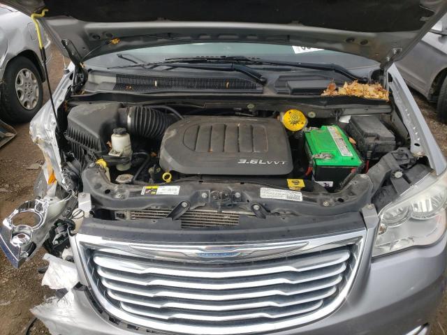 Photo 12 from auction – 2014 CHRYSLER TOWN & COU with VIN 2C4RC1BG3ER139129