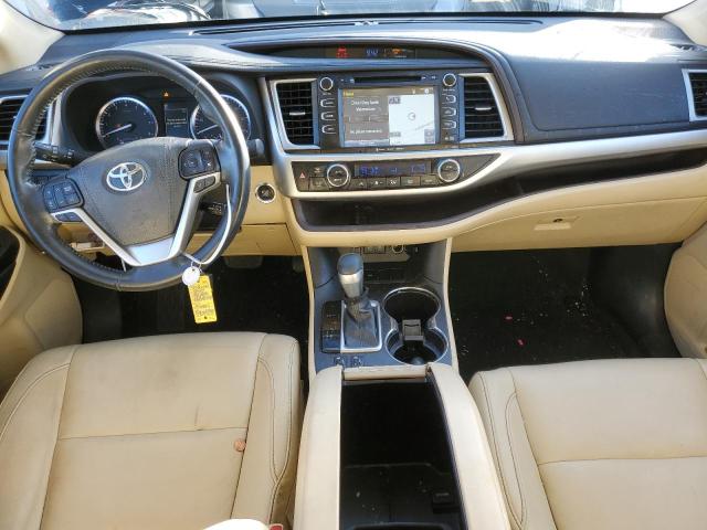 Photo 8 from auction – 2017 TOYOTA HIGHLANDER with VIN 5TDKZRFH6HS520471