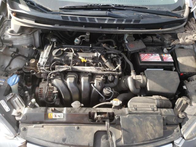 Photo 11 from auction – 2016 HYUNDAI ELANTRA SE with VIN 5NPDH4AE0GH715112