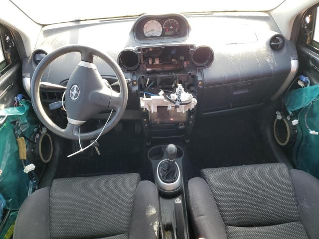 Photo 8 from auction – 2005 TOYOTA SCION XA with VIN JTKKT624450108544