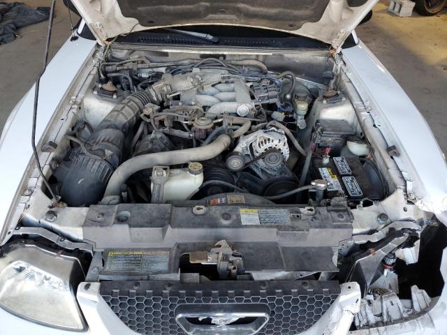 Photo 11 from auction – 2001 FORD MUSTANG with VIN 1FAFP40411F141339