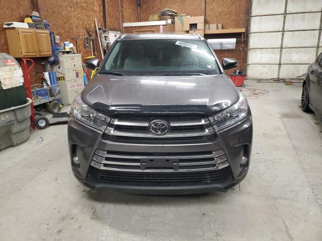 Photo 5 from auction – 2017 TOYOTA HIGHLANDER with VIN 5TDDZRFH8HS405542