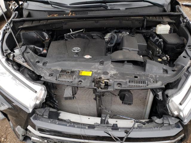 Photo 12 from auction – 2018 TOYOTA HIGHLANDER with VIN 5TDJZRFH4JS836162