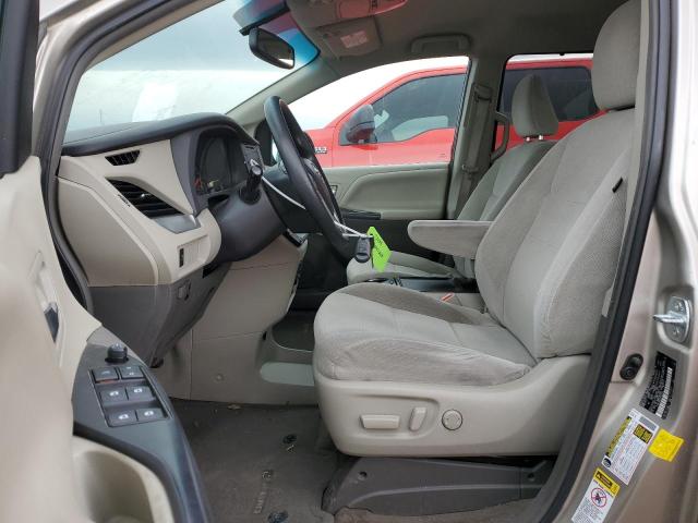 Photo 7 from auction – 2015 TOYOTA SIENNA LE with VIN 5TDKK3DC5FS662283