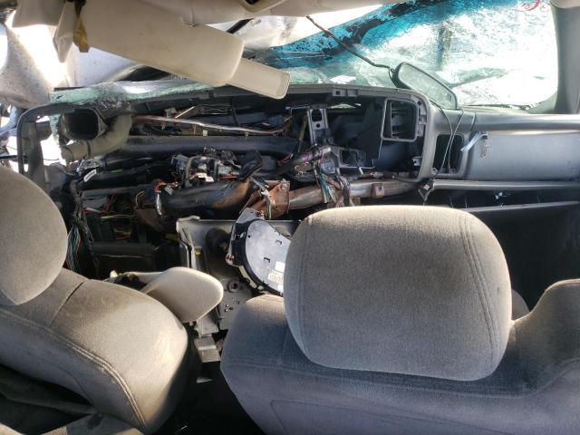 Photo 8 from auction – 2005 CHEVROLET SILV1500 2 with VIN 2GCEK13T951169070