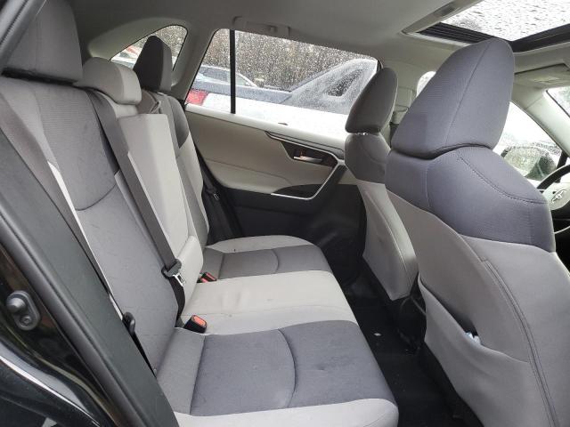 Photo 11 from auction – 2019 TOYOTA RAV4 XLE with VIN JTMW1RFV2KD033639
