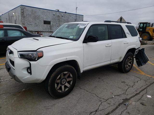 TOYOTA 4RUNNER SR 2022 with VIN JTEPU5JRXN6019197 - Photo from auction