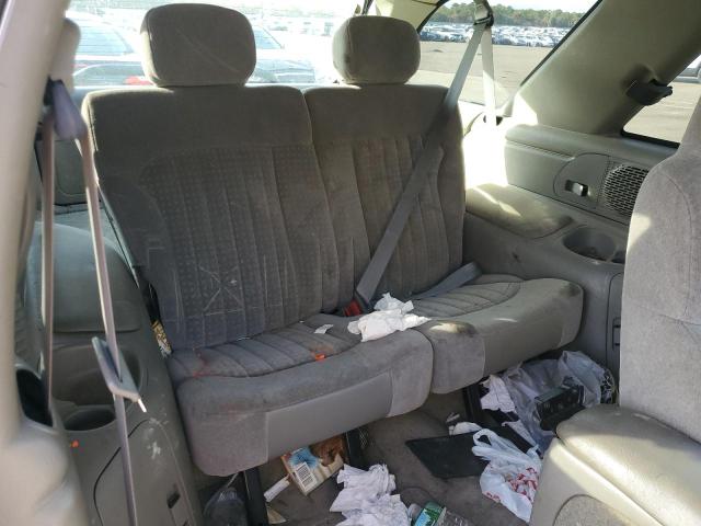 Photo 10 from auction – 2002 CHEVROLET BLAZER with VIN 1GNCT18W82K221136