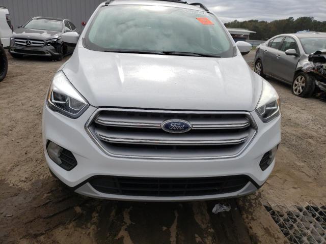 Photo 5 from auction – 2017 FORD ESCAPE SE with VIN 1FMCU0GD5HUD64036
