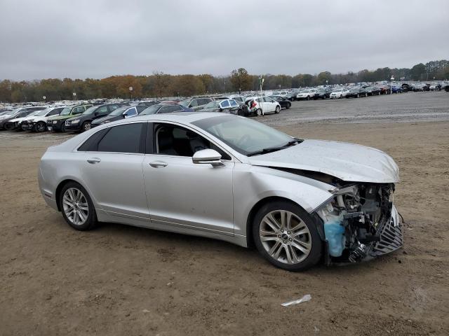 Photo 4 from auction – 2015 LINCOLN MKZ with VIN 3LN6L2GK7FR626184