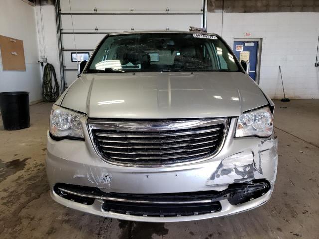 Photo 5 from auction – 2012 CHRYSLER TOWN & COU with VIN 2C4RC1BG4CR375382
