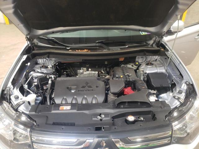 Photo 12 from auction – 2014 MITSUBISHI OUTLANDER with VIN JA4AZ3A39EZ005795