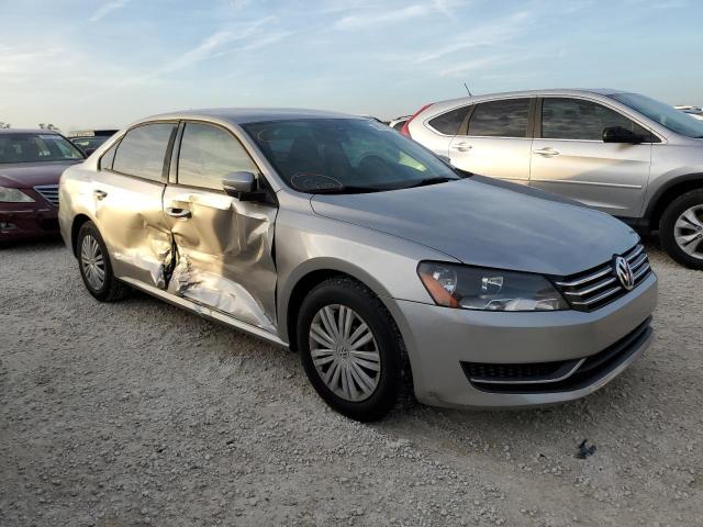 Photo 4 from auction – 2014 VOLKSWAGEN PASSAT S with VIN 1VWAP7A30EC012010