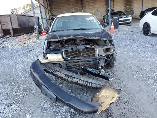 Photo 5 from auction – 2004 FORD CROWN VICT with VIN 2FAFP71W14X156613