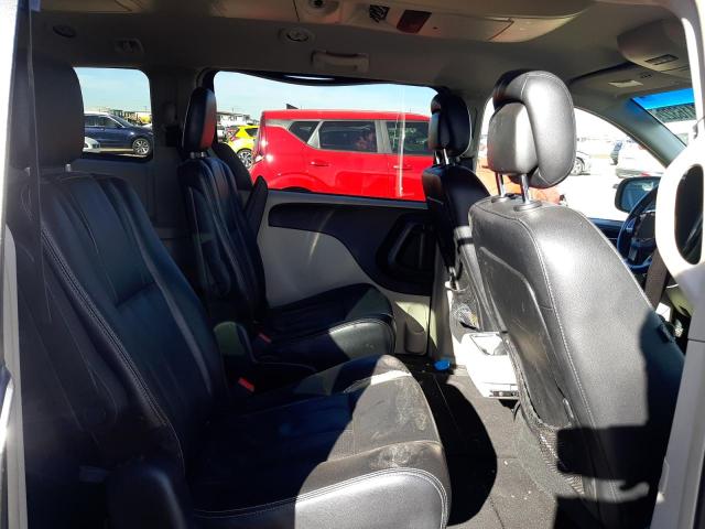 Photo 11 from auction – 2012 CHRYSLER TOWN & COU with VIN 2C4RC1BGXCR423547