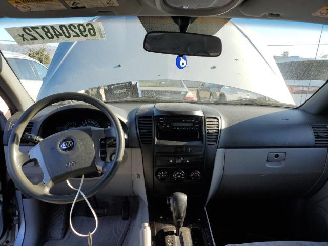 Photo 8 from auction – 2004 KIA SORENTO EX with VIN KNDJD733145310769