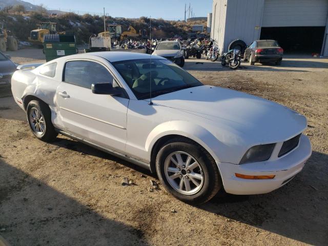 Photo 4 from auction – 2005 FORD MUSTANG with VIN 1ZVFT80N655156143