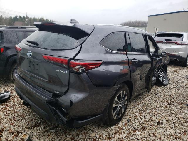 Photo 3 from auction – 2022 TOYOTA HIGHLANDER with VIN 5TDGBRCH1NS077446
