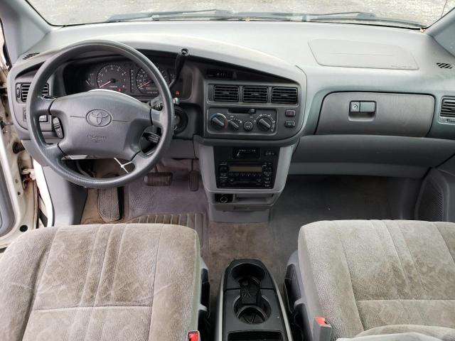 Photo 8 from auction – 2000 TOYOTA SIENNA LE with VIN 4T3ZF13C6YU274697
