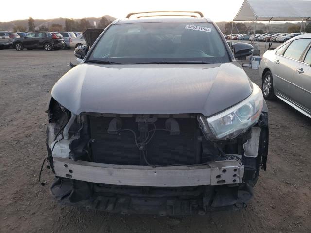Foto 5 de la subasta – 2016 TOYOTA HIGHLANDER con VIN 5TDKKRFH4GS501159