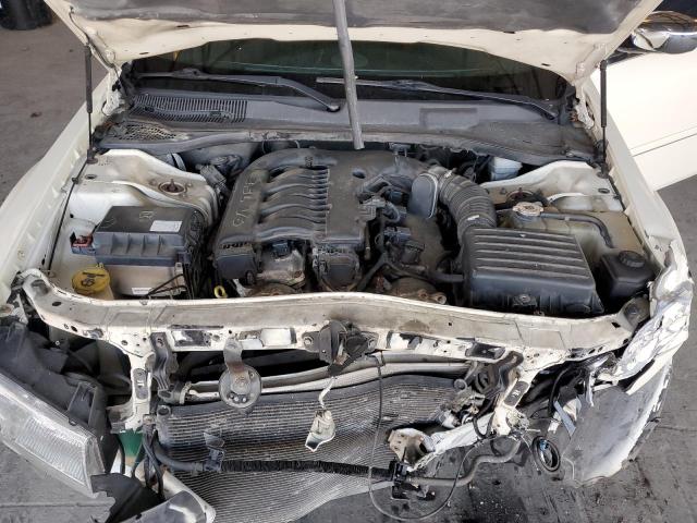 Photo 11 from auction – 2005 CHRYSLER 300 TOURIN with VIN 2C3JA53G85H572447