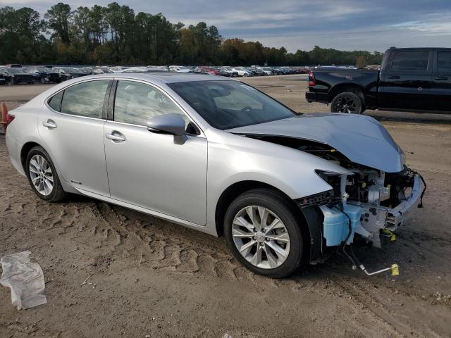 Photo 4 from auction – 2014 LEXUS ES 300H with VIN JTHBW1GG5E2039516