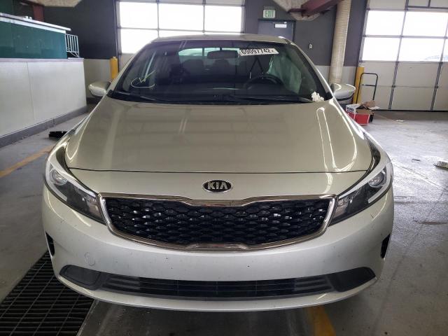 Zdjęcie 5 z aukcji – 2017 KIA FORTE LX z VIN 3KPFK4A70HE047409