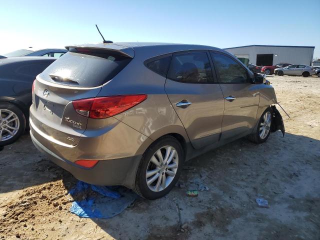Photo 3 from auction – 2011 HYUNDAI TUCSON GLS with VIN KM8JUCAC1BU227580