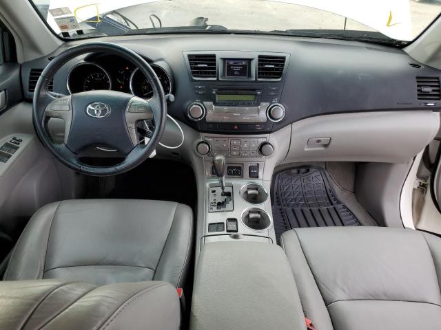 Photo 8 from auction – 2010 TOYOTA HIGHLANDER with VIN 5TDKK3EH3AS021152