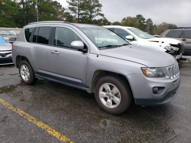 Photo 4 from auction – 2016 JEEP COMPASS LA with VIN 1C4NJCEA0GD666252