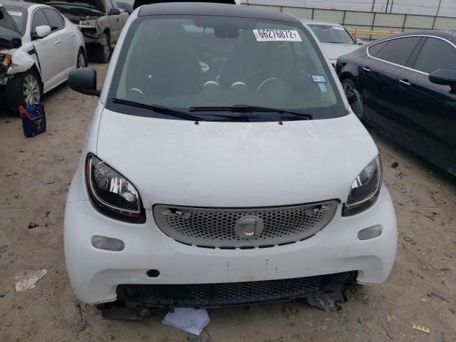 Photo 5 from auction – 2016 SMART FORTWO with VIN WMEFJ5DA3GK153253