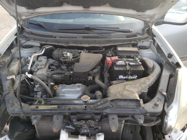 Photo 12 from auction – 2011 NISSAN ROGUE S with VIN JN8AS5MT5BW151579